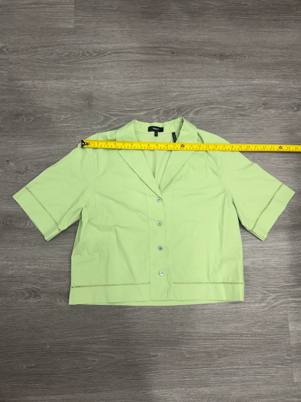 Theory Boxy Camp Shirt in City Poplin Size Medium - Picture 9 of 13